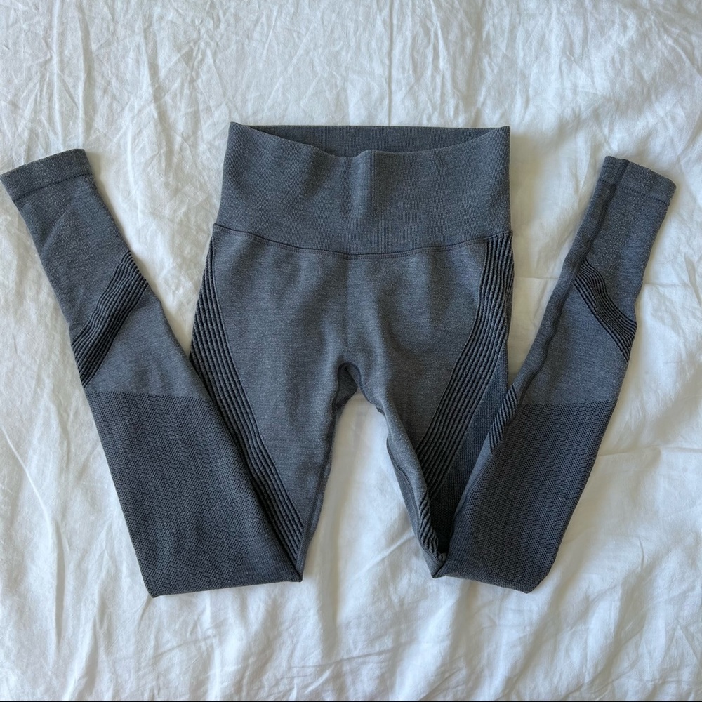 Lululemon Tights 28”